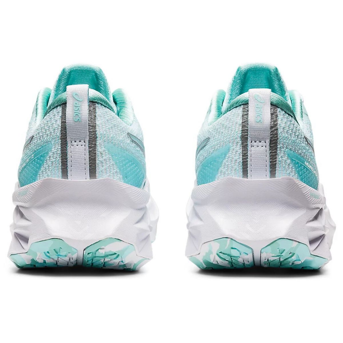 Кроссовки ASICS NOVABLAST 2 LE Кроссовки ASICS NOVABLAST 2 LE